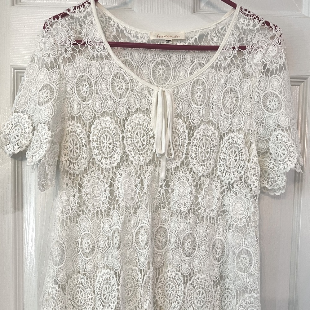 Beautiful short swimsuit coverup perfect for summer! ☀️🏖💦